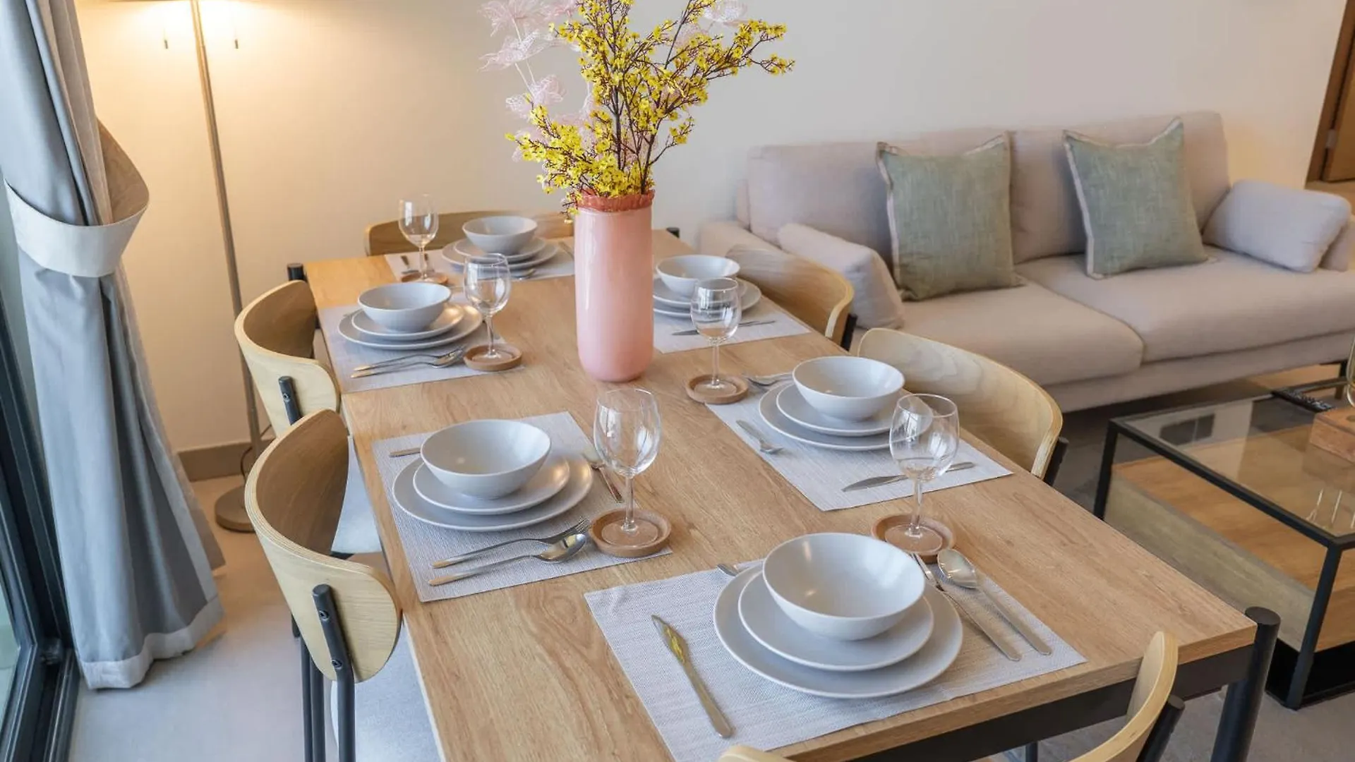 Refined Urban Living 1 Bebdroom At Sobha Waves Grande Dubai 0*,  United Arab Emirates